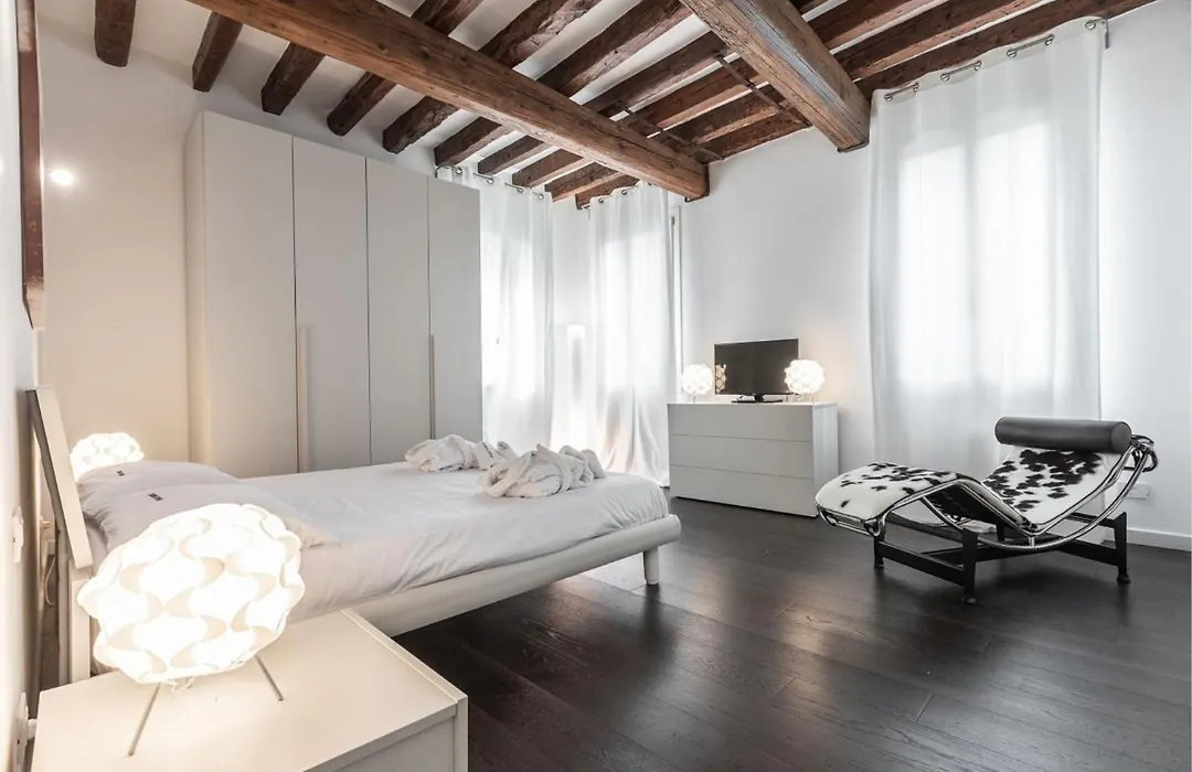 City Apartments Rialto-1